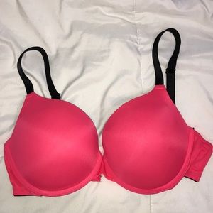 Push-up bra by Pink Victoria secret! LIKE NEW!